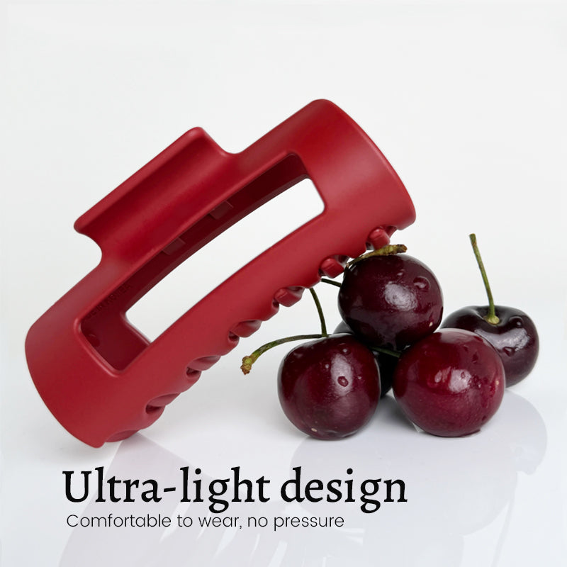 Limited Time: Buy 1, Get 1 Free⏰Luxury Soft Silicone Shark Clip